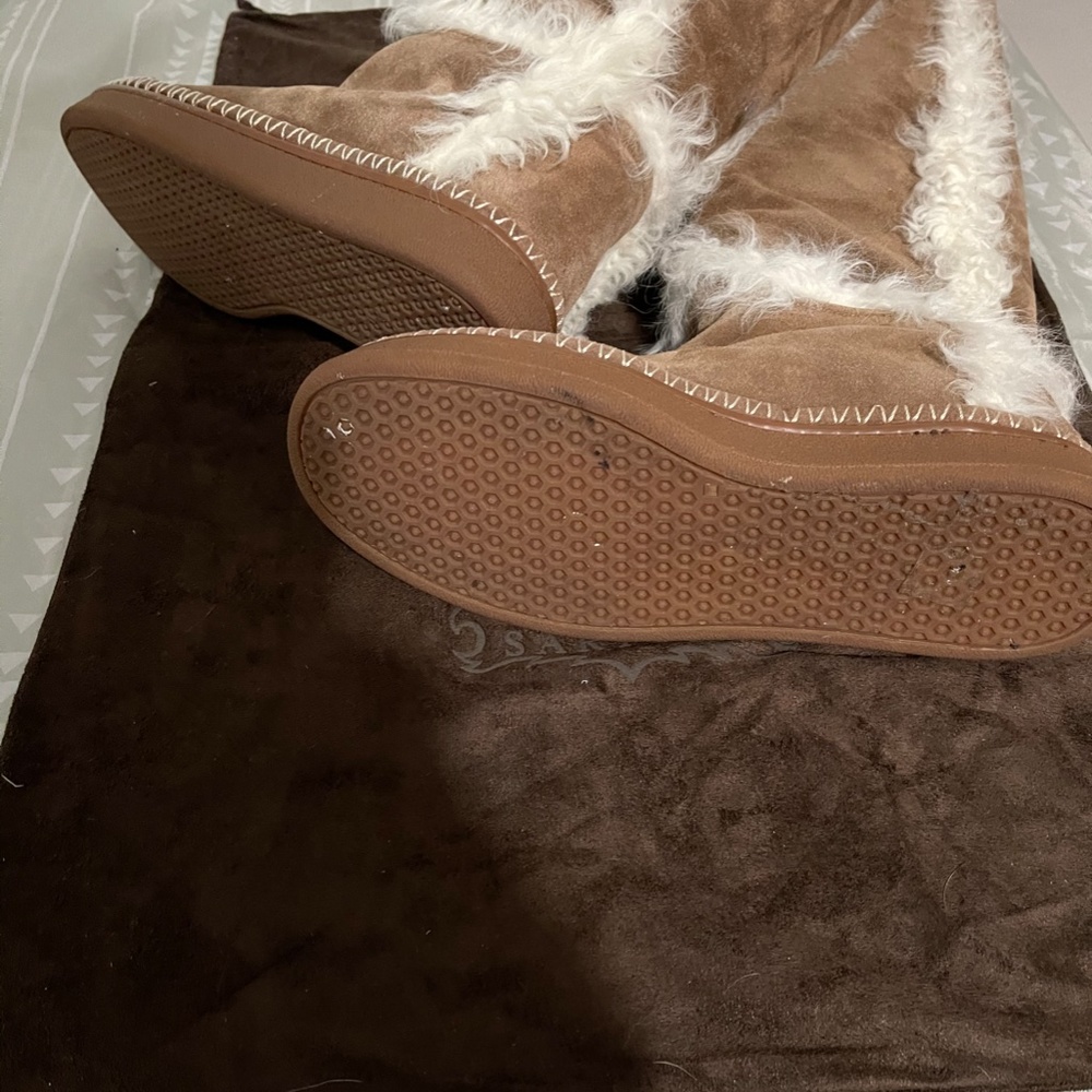 boots - Picture 5 of 6